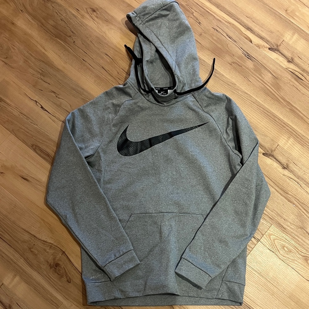 Nike Dri-FIT Grey Swoosh Hoodie Men’s Medium | Athletic Training Sweatshirt